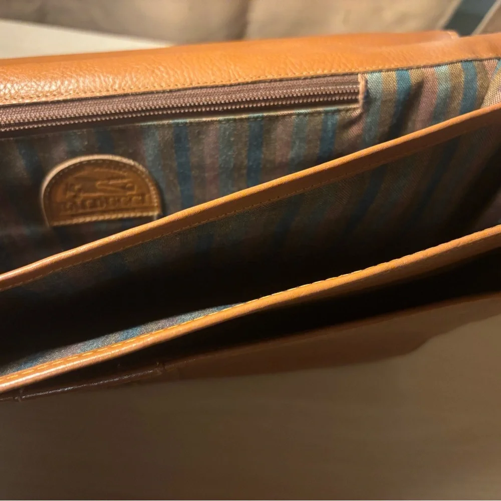 Elegant Tan Leather Briefcase